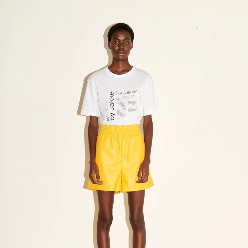 Jakke Frances Short in Amber